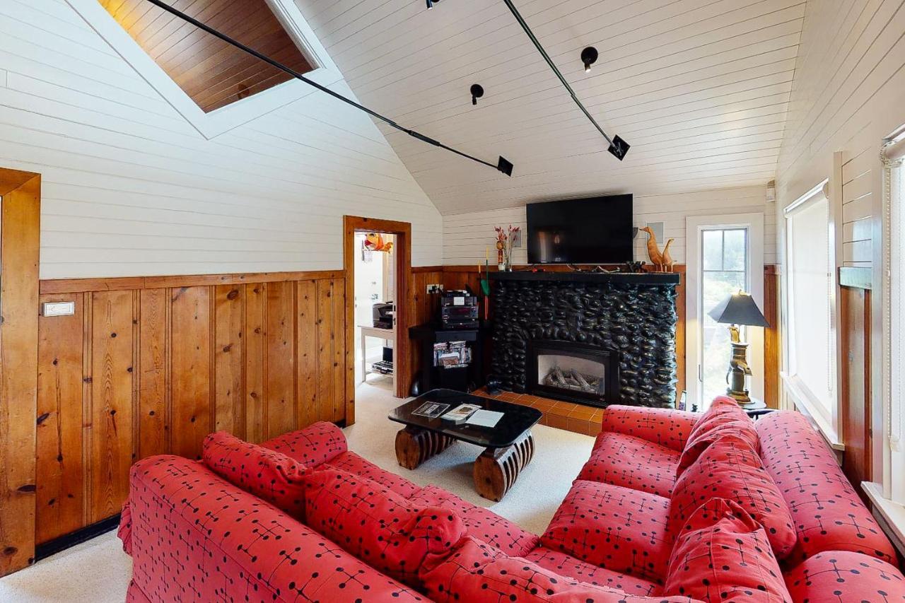 Villa Wecoma Creekside Lincoln City Exterior foto